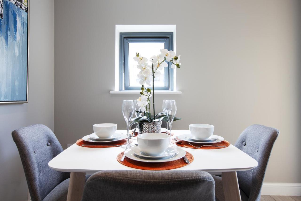 Urban Living'S - The Wesley Beautiful City Centre Apartment With Balcony Oxford Ngoại thất bức ảnh